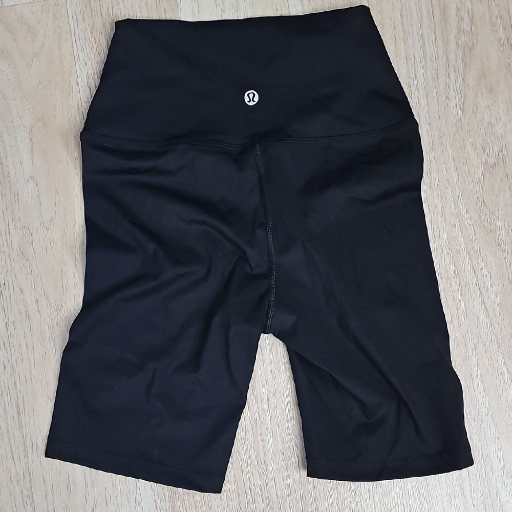 lululemon athletica Women's Black Bike Shorts